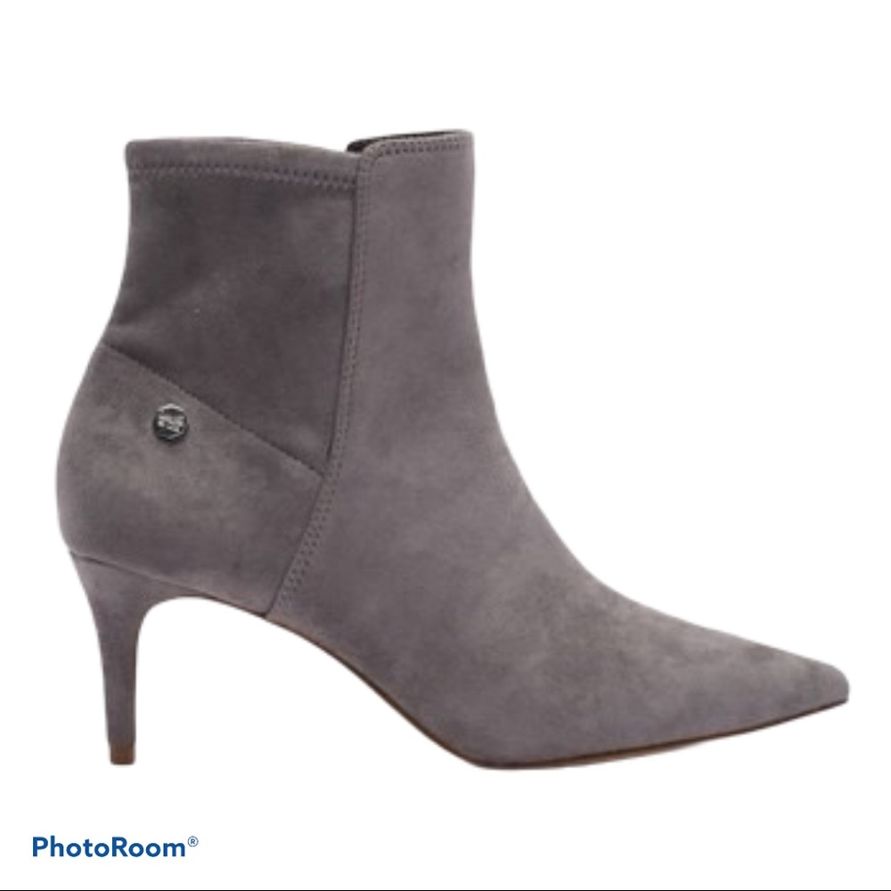 Louise et Cie
Vimmy Pointed Toe Ankle Boot
